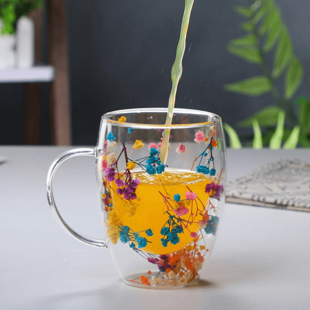 (4 pièces) Tasses en verre à double paroi avec motif fleurs séchées